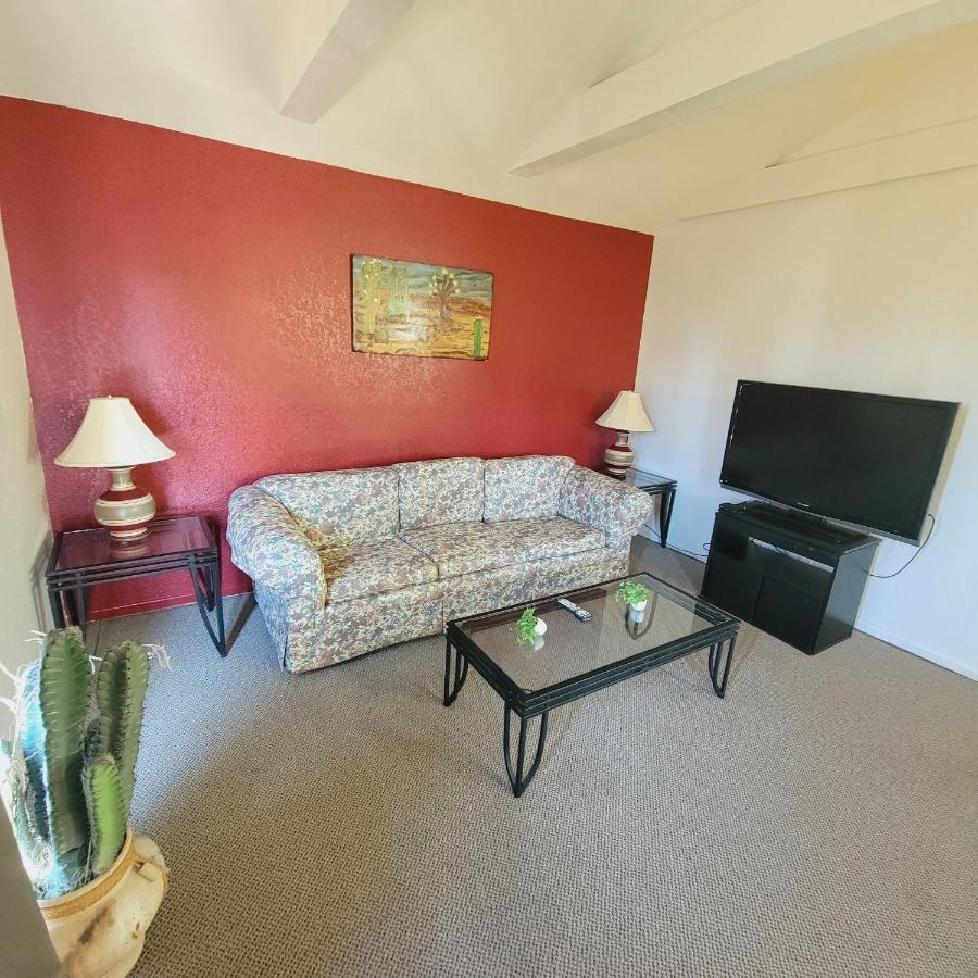 Sunnyvale Garden Suites - Joshua Tree National Park Twentynine Palms Bagian luar foto