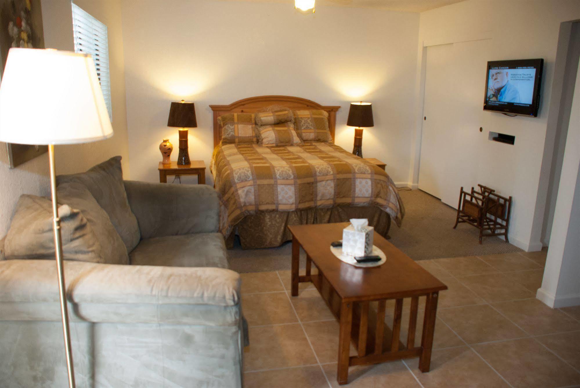 Sunnyvale Garden Suites - Joshua Tree National Park Twentynine Palms Bagian luar foto