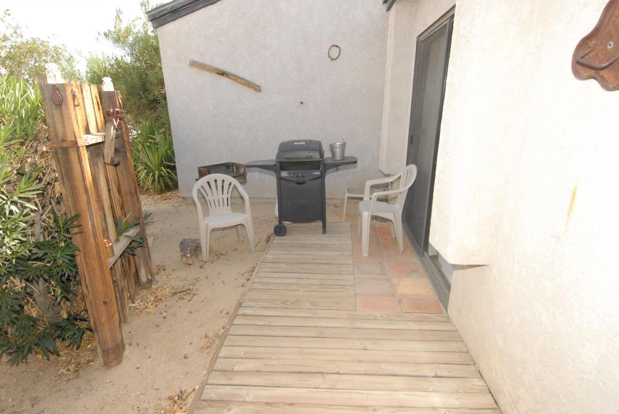 Sunnyvale Garden Suites - Joshua Tree National Park Twentynine Palms Bagian luar foto