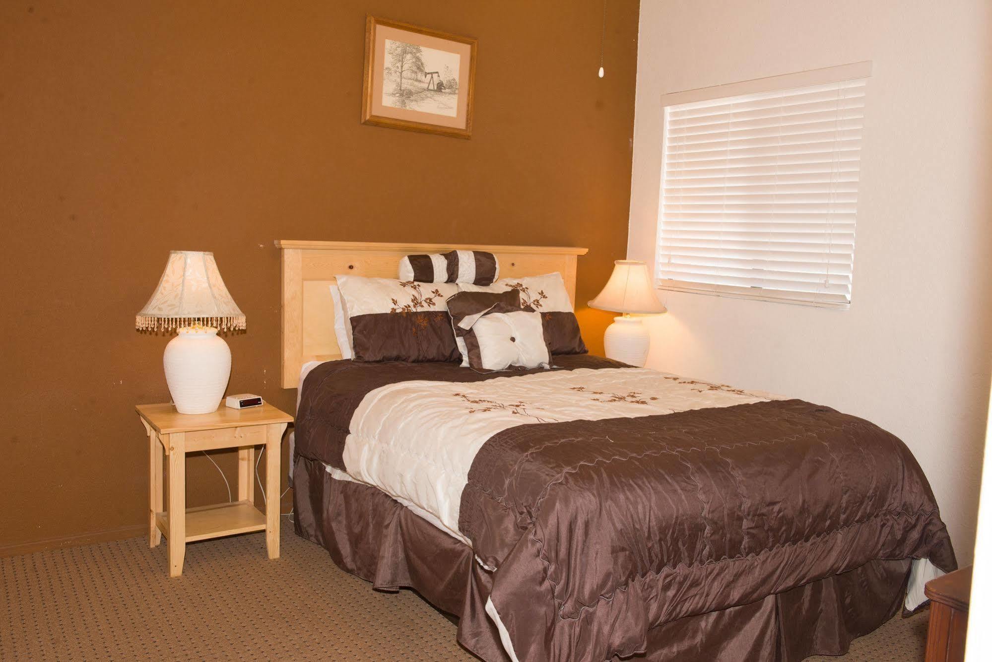 Sunnyvale Garden Suites - Joshua Tree National Park Twentynine Palms Bagian luar foto